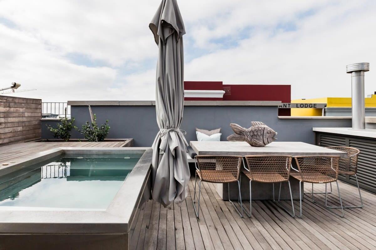 Roof Top Deck With Tub,Bbq, De Waterkant Cape Town Exterior photo