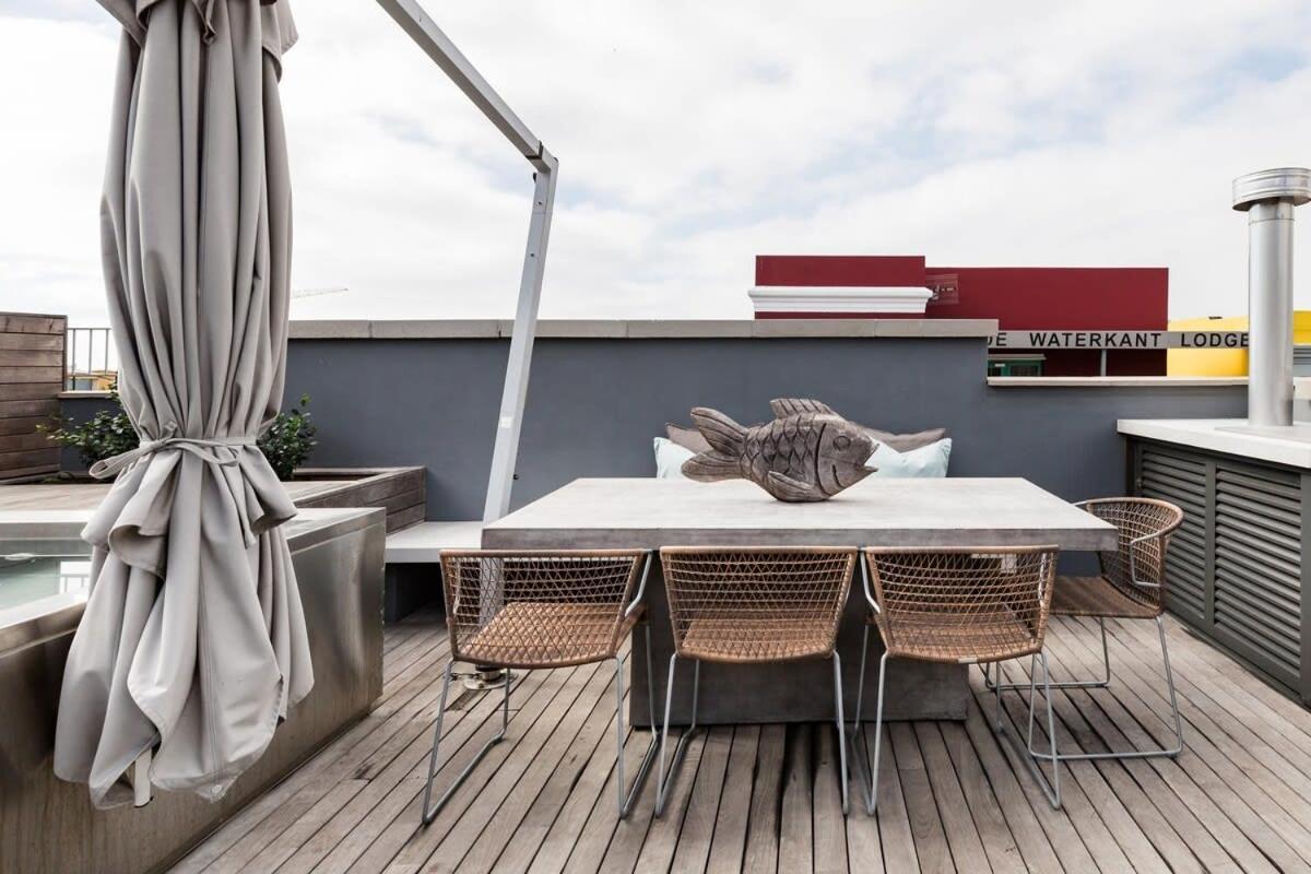 Roof Top Deck With Tub,Bbq, De Waterkant Cape Town Exterior photo